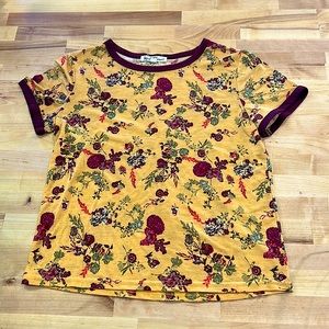 Wallflower yellow floral shirt- size medium, great condition